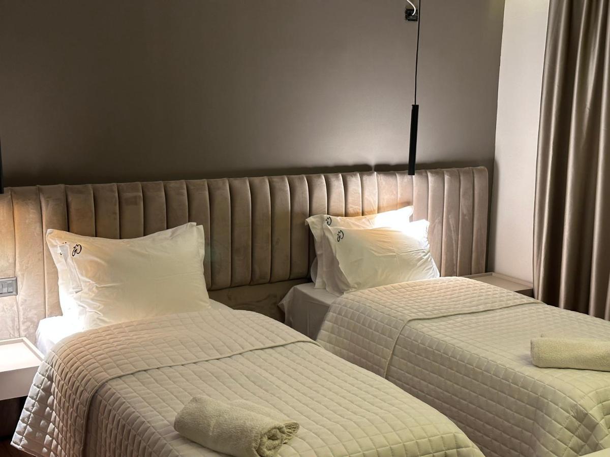 Hotel Gjallica Kukes Luaran gambar