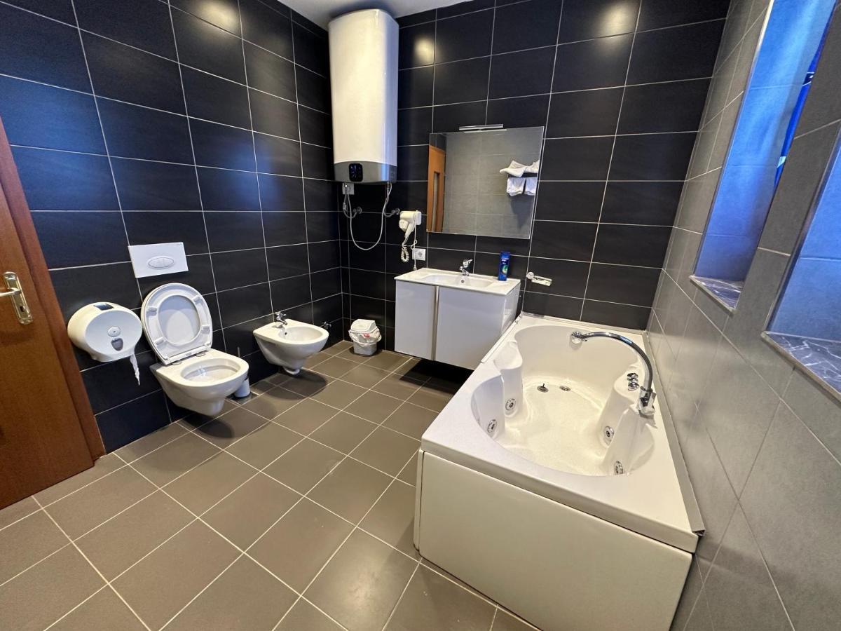 Hotel Gjallica Kukes Luaran gambar