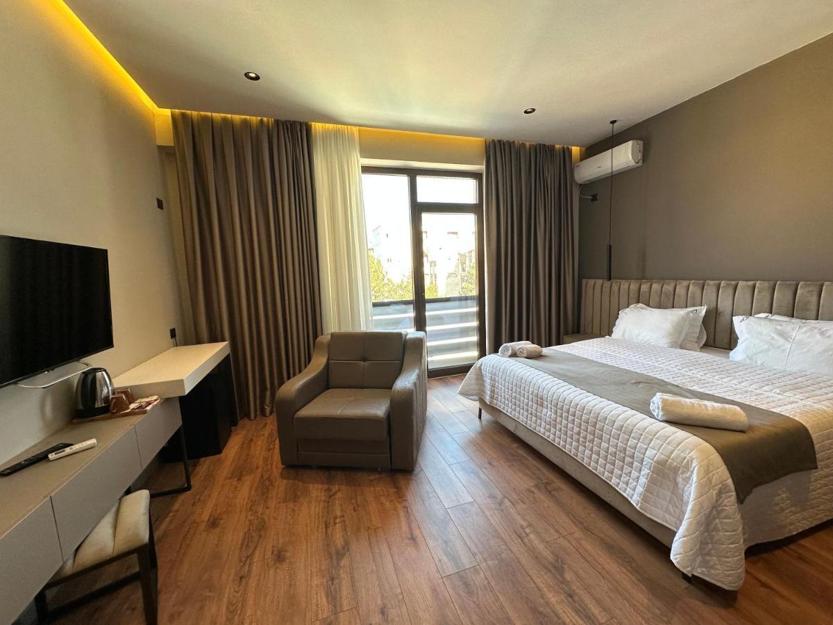 Hotel Gjallica Kukes Luaran gambar