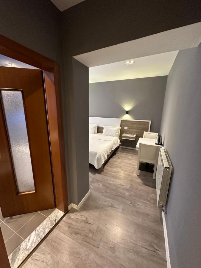 Hotel Gjallica Kukes Luaran gambar
